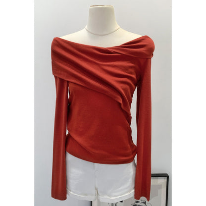 High-end Womens Fashion A Unique Off-shoulder Base Top