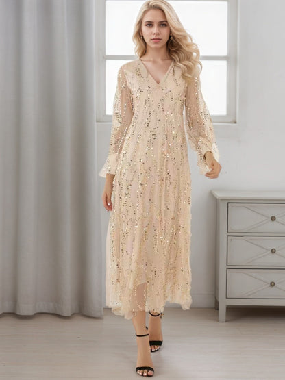 New Women's Best-selling Women's Clothing, Spring And Summer New Long-sleeved Sequined Fringed Women's Long Dress