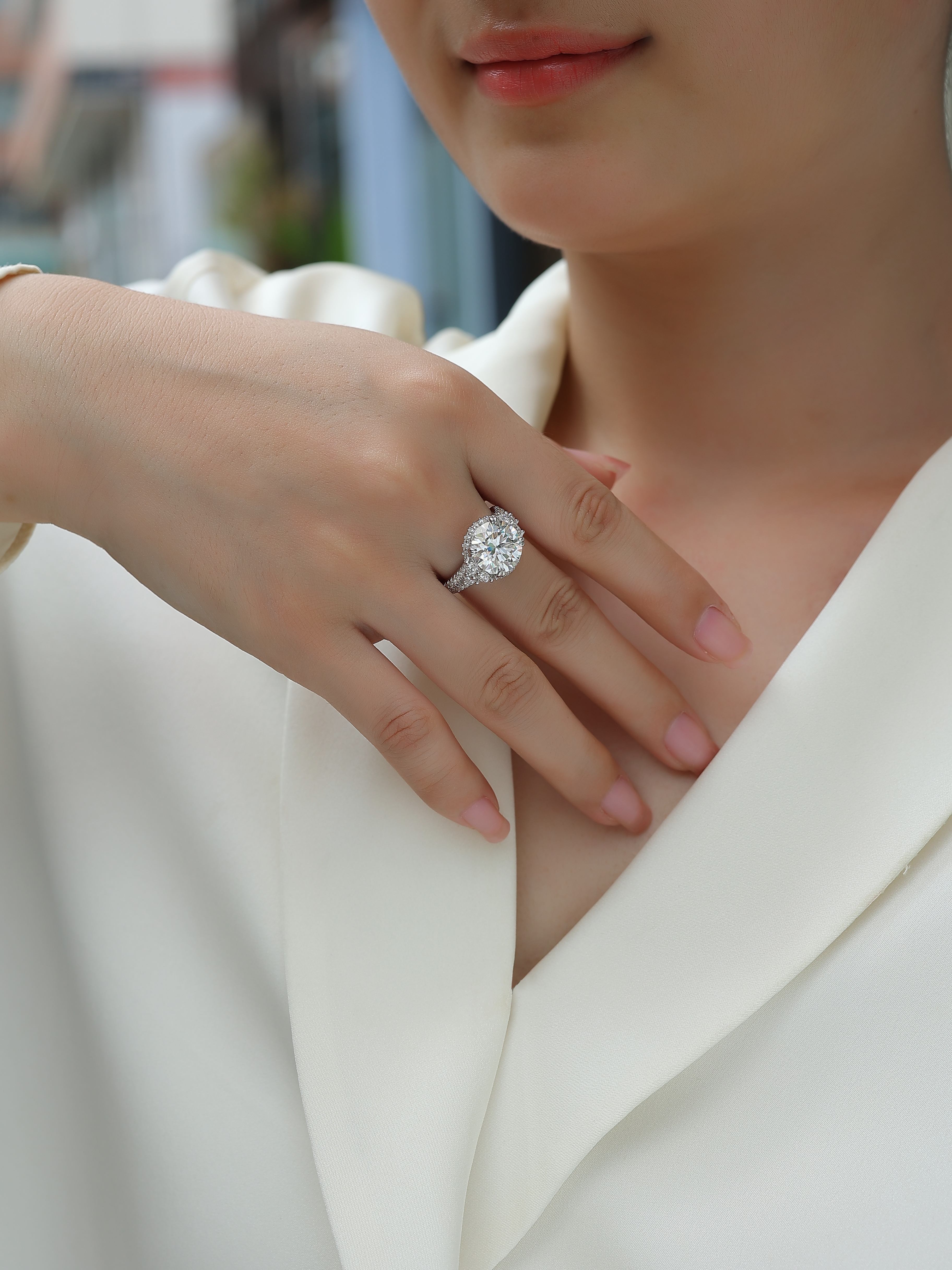 Dance With Youth - A Fashionable And Luxurious Jewelry Accessory Set With 5-carat Moissan Diamond S925 Sterling Silver And Platinum-plated Diamond